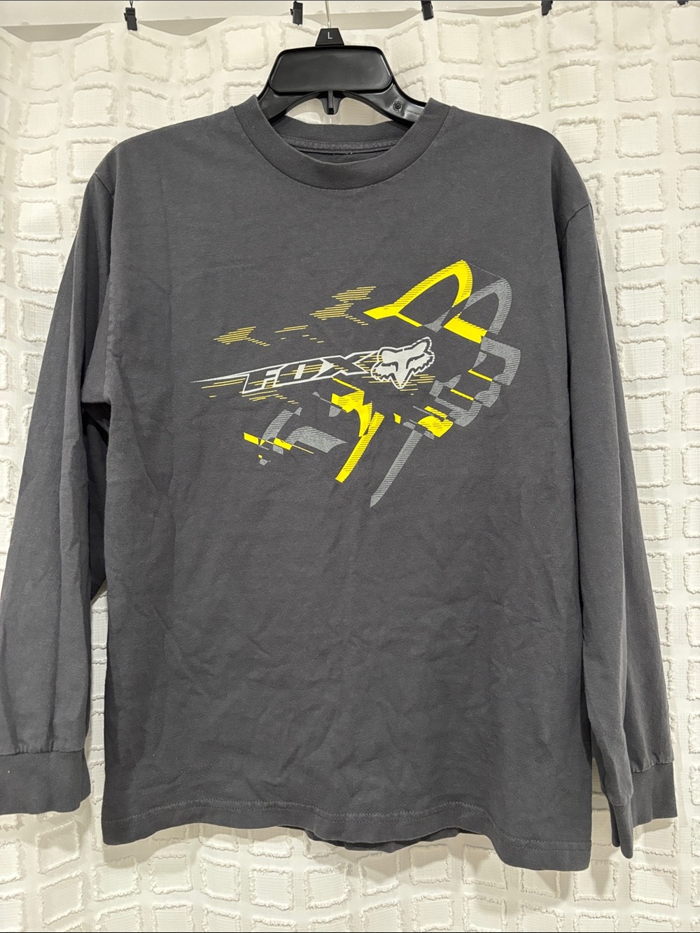 Vintage Fox Men/Teen Gray Long Sleeve Graphic Shirt - Yellow Accent, Medium